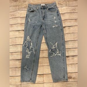 Light blue mom jean great distressing